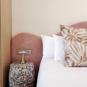 Executive King Room